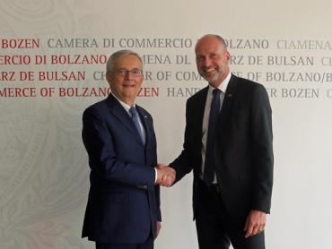 Österreichischer Wirtschaftsdelegierter Christoph Plank in der Handelskammer Bozen