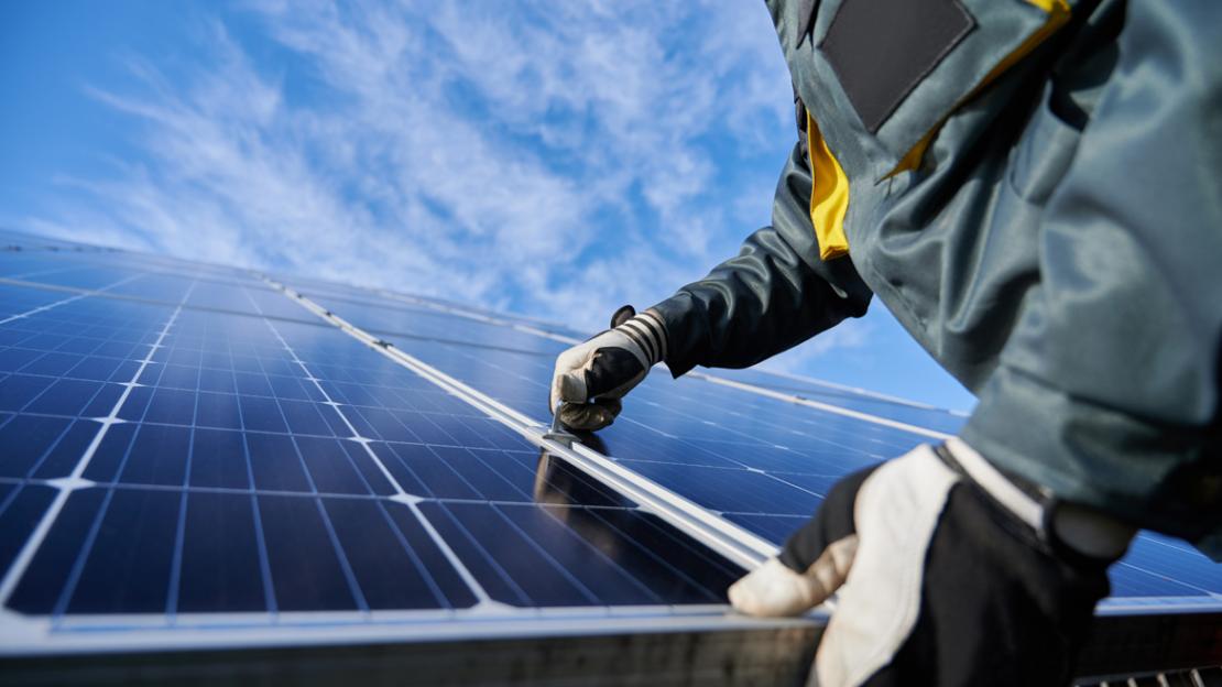 Per gli impianti fotovoltaici è necessario tenere conto di aspetti giuridici e tecnici. Per gli impianti fotovoltaici è necessario tenere conto di aspetti giuridici e tecnici.