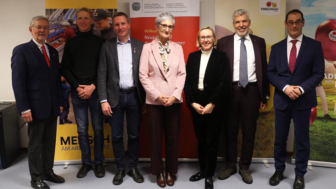 Ebner, Mantinger, Walcher, Ohrwalder, Amhof, Udovich, Aberer Ebner, Mantinger, Walcher, Ohrwalder, Amhof, Udovich, Aberer