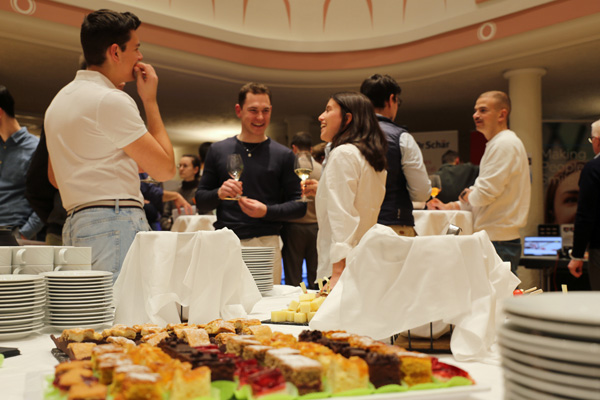 Aperitivo per giovani talenti - Monaco